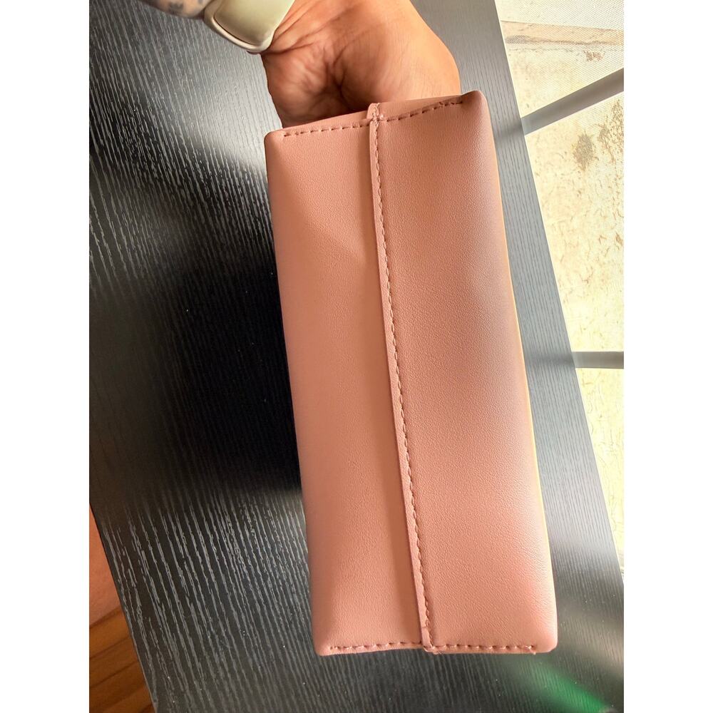 Samara Pink Vegan Leather Crossbody Bag Minimalist Bucket Purse Adjustable Strap - Picture 5 of 11